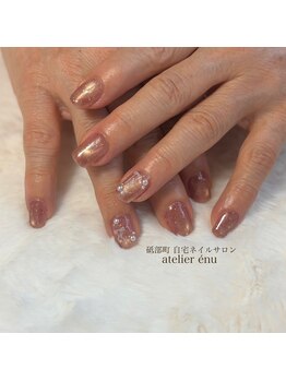 アトリエ エヌ(Atelier enu)/新色で作る大人可愛いネイル