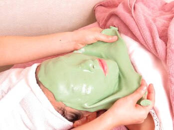 アクアマリン 福山三吉(aquamarine)/肌荒れ赤みが気になる方にお勧め