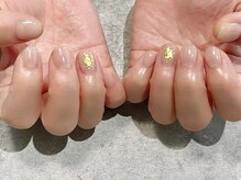 ヒールネイル(heal nail)/くすみいちごみるく×金箔.