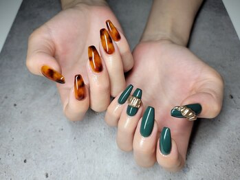 フローラ(Flora)の写真/【洗練されたデザイン多数◎】季節や最新のトレンドにこだわったデザインだから何度も手元を見たくなる！