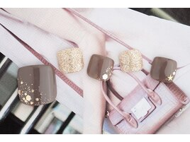 キラキラフットネイル