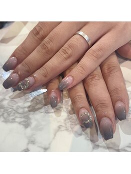 クルーシャー(Nail&Jewery CLOUCHER)/グラデーションネイル