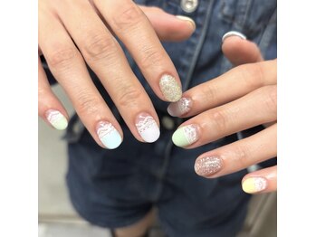 ネムノ(nemno)の写真/<持ち込みOK*初回オフ無料>他と被らない"センス大爆発"なニュアンスネイル!大人っぽい個性派デザインが得意