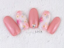 ネイルアトリエルカ(nail atelier LUCA)/M-153 大人可愛いフラワーネイル