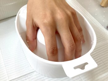 ラムネイル 元町(RamuNail)の写真/あなたの指先に合わせた"美フォルム"ネイル＋美容液たっぷりのパラフィンパックですべすべに！