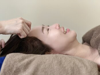 ジャスミン(Jasmine)の写真/年齢肌に革命を。「痛いけど結果に感動」と話題のガリレオピーリングで強く美しい肌に育てシミを根本ケア◎