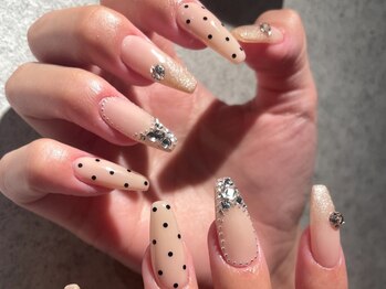 アベージュ(Abeige)の写真/圧倒的な技術と提案。自爪を大切にするためのケアを徹底し、健康的な爪を保ちながら理想のネイルに♪