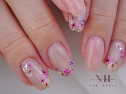 ネイルハウス(Nail house)の写真