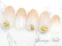 ラグジュアリーネイルズ アカバネ(Luxury Nails Akabane)/貝殻*グラデーション