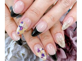 【小山】フレンチ・シェルネイル