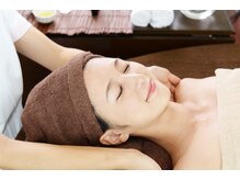 アリエス 笹塚店/アロマデコルテでリンパケア♪