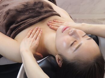 ユメミ 六本木(yumemi)/首肩デコルテマッサージ