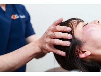 ワンタッチ 平安通店/人気のヘッドで頭からスッキリ