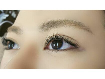 ラルヘアー ノット アイラッシュ(rullhair knot eyelash)の写真