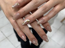 ウリネイル(uri nail)/ちぐはぐネイル