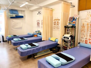 おなが小禄整体院/この看板が目印です