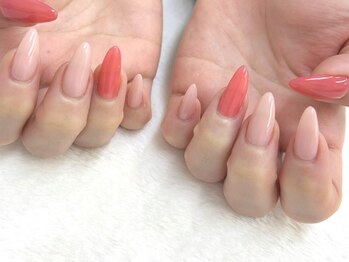 リベラ 一宮店(Libera)の写真/オフ込★【ワンカラー¥3980】色替え&2色まで追加OK！ワンカラーなのに目を惹くうるつやネイルで可愛さMAX♪