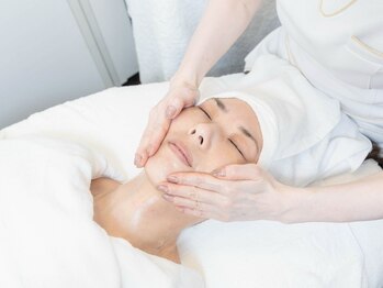 デスティン(DESTIN)/毛穴・小顔フェイシャル