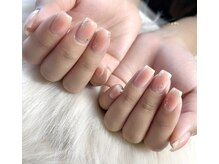 モモ(Momo)/ワンホン風チークネイル