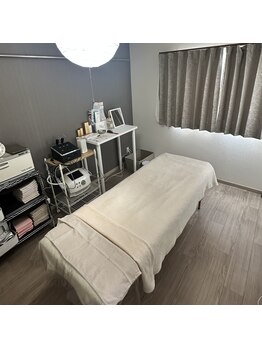 エフ(f)/サロン店内