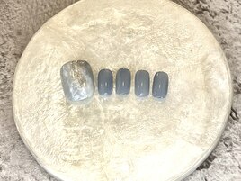 フット　くすみブルー