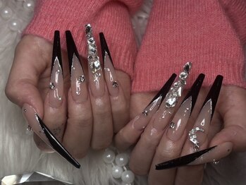 ジュエミーネイル 大阪心斎橋(jewme nail)/フレンチ/ラメ/長さだし