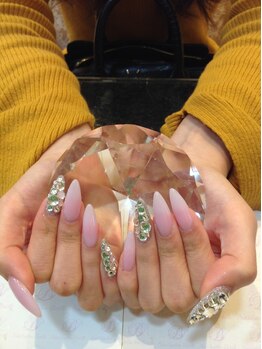 エスフィーネイルサロン ブリーユ(Esfy nailsalon Brille)/ストーンうめつくし