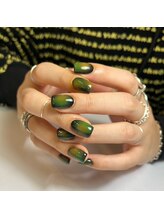 ウズ(UZU)/エアブラシネイル