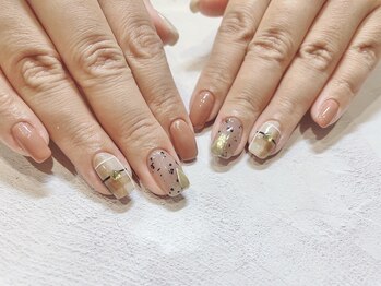 フミ(FMI)/シンプル+お好きなアート4本