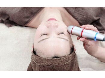 クラウドナインエステティック(Cloud Nine esthetic)/人気のフェイシャル機器も☆