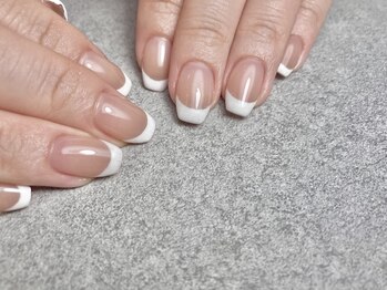 ミューオ(MIEUO)/王道フレンチネイル