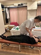 島本カイロプラクティック オフィス/肩こり・巻き肩・内巻き肩に