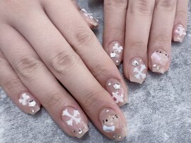 ベージュきらきらクロスネイル