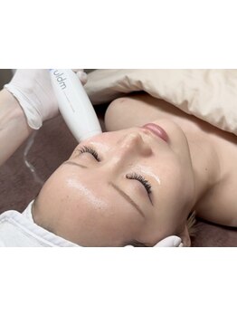 ホウレイ線・たるみ改善！予防ケア