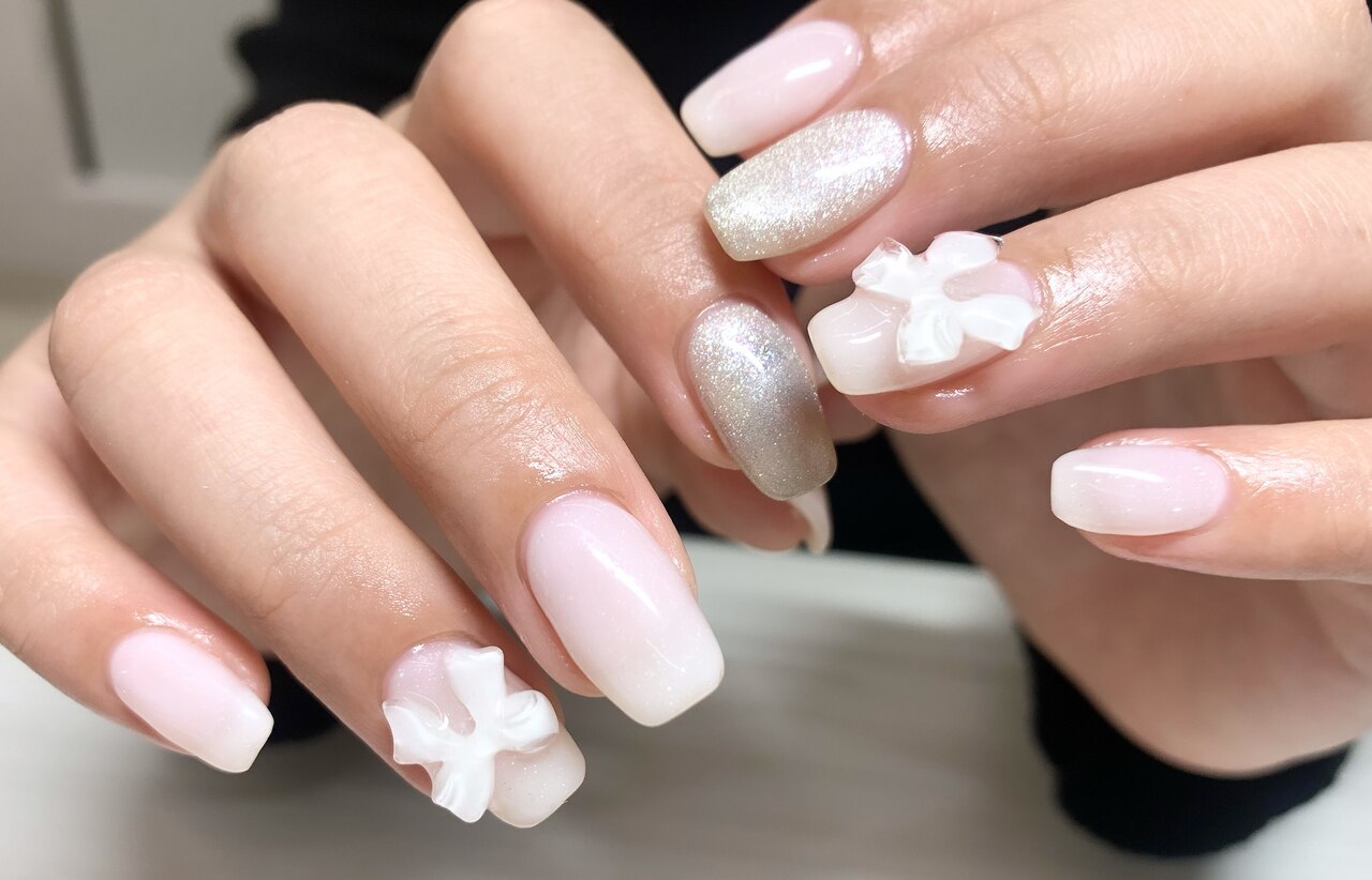 2026年春トレンド】ホワイト ワンカラー ハンドのネイルデザイン集