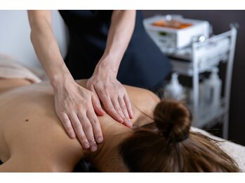 セルノヴァ(Cell Nova)/アロマリンパマッサージ