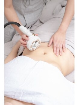 トータルケア・マッサージ 都立大学/スーパーセルムRF+(痩身マシン)