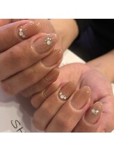 トータルサロン 白べぇーっ プラス/水彩フラワーネイル