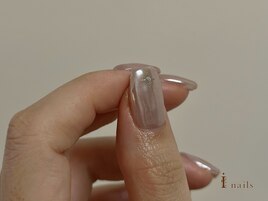 上品パールくすみミラーネイル