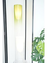 シュシュ(ChouChou)/入口の照明もKartell