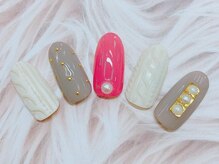 アール(R)/ニットネイル