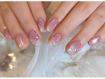 プリュネブランシュネイル(Prune Blanche Nail)/11月定額デザイン