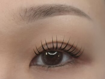 アアラ('a'ala)の写真/【上質で自然なデザインを】丁寧なカウンセリングでナチュラルなのにどこから見ても美しく綺麗な仕上がりに