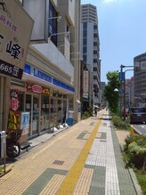 グイット 川口東口店(Goo-it!)/渡ってまっすぐ。左にローソン