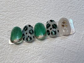 レオパードネイル