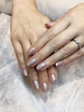 ネイルアイサロンアンドスクール リッカ(Lycka)/シアーピンクベージュ/微細ラメ