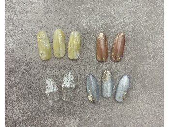 ティアラ(TIARA)の写真/≪毎月変わる定額デザイン◎≫春ネイルはハンド&フットをお揃いで！飽きる事なく最旬アートを楽しめる♪
