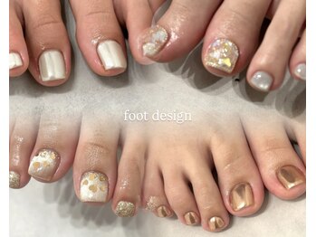 ルーラ(lulla.)の写真/フットネイルで足元もお洒落に◎お仕事でハンドネイルができない方にもおすすめ