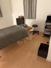 サンナナヨンプラス(374+)/施術部屋1