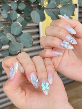 リミズネイルビューティー 名駅店(RimisNailxbeauty)の写真/ショートからロングまで形も選べる!ジェルチップ長さだし10本付マグネットネイル¥13800/アートフリー¥14800